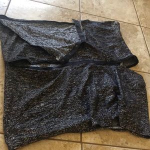 Lululemon scarf and pull over combo!